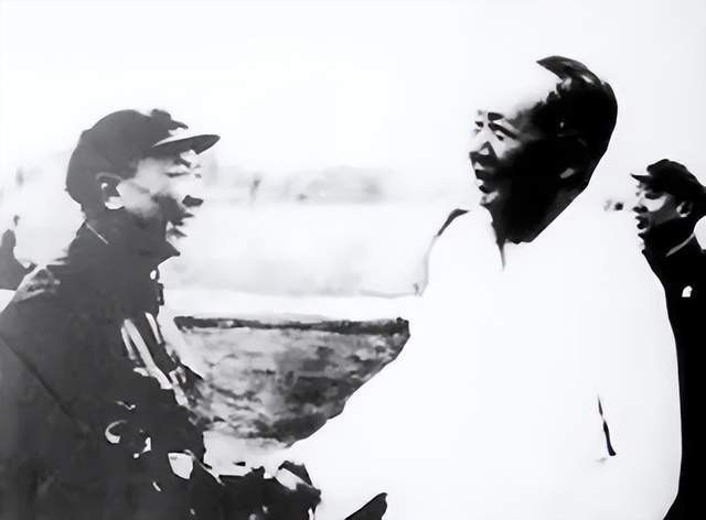 国家主席毛主席大怒：我不当要当你去当开元棋牌网站1970年陈伯达提出设(图2)