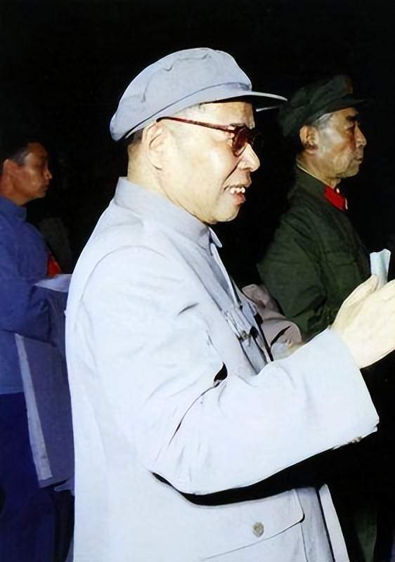 国家主席毛主席大怒：我不当要当你去当开元棋牌网站1970年陈伯达提出设(图4)