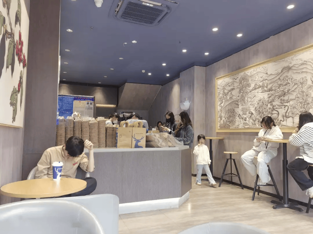 ！引爆夏日饮品背后的健康战开元棋牌试玩瑞幸配方再升级(图5)